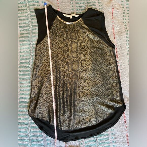 COPY - Rachel Roy, Metallic Snake Print Sleeveless Top w/Silver Necklace Size S - Picture 3 of 7